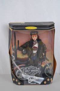 lot 322 image: Harley-Davidson Barbie Collector Edition 1998 Second in Series NIB