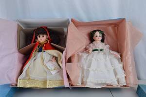 lot 336 image: Madame Alexander Doll Lot Snow White 1557 & Scarlett 1590 in Boxes