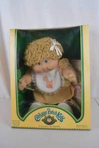 lot 341 image: Cabbage Patch Kids Doll in Box with Adoption Papers - Jesmar Spain, 1984
