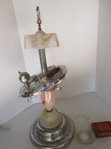 lot 38 image: Vintage smoking stand with Akro Aga...