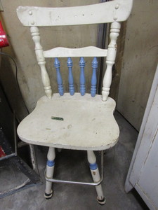 lot 50 image: Vintage stool, swivel with foot rai...