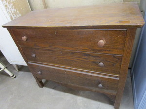 lot 70 image: Oak dresser, 40W x 19-12D x 39H...
