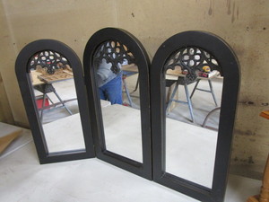 lot 84 image: Trifold vanity mirror, center panel...