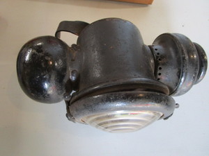 Antique auto lamp, Model T?...
