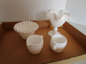 lot 136 image: Milk glass Fenton hobnail cream & ...