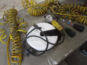 lot 163 image: Air hose, cord reel, radiator teste...