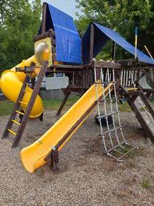 lot 32 image: Rainbow PlayGround System
