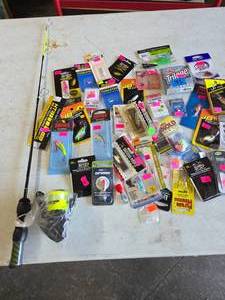 lot 93 image: Ice Fishing Rod & Reel & Pan Fishing Lures (UNUSED)