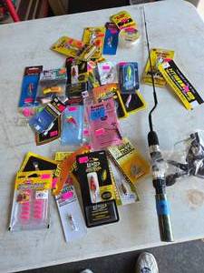 lot 95 image: Ice Fishing RodReel & Pan Fish Lures (UNUSED)