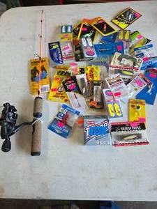 lot 107 image: Ice Fishing RodReel & Pan Fish Lures (UNUSED)