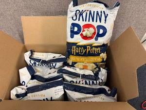 lot 110 image: 6 Bags of Skinny Pop Butter Beer Kettle Corn