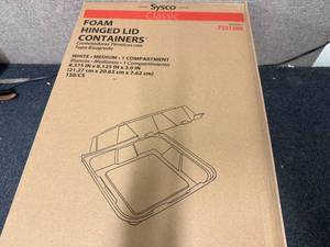 lot 20 image: 150 Foam Hinged Lid Containers