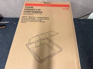 lot 21 image: 150 Foam Hinged Lid Containers