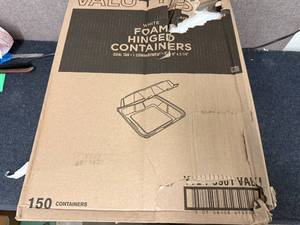 lot 24 image: 150 Value Plus Foam Hinged Containers