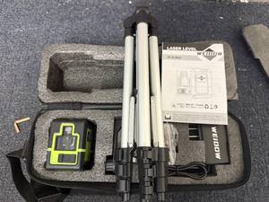 lot 42 image: Weidow Laser Level