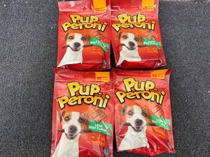 lot 125 image: 4 Bags of Pup-Peroni Dog Treats