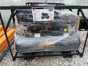 lot 23 image: LHR -GAC40Y 40 Gallon 2-Stage Truck Mounted Air Compressor