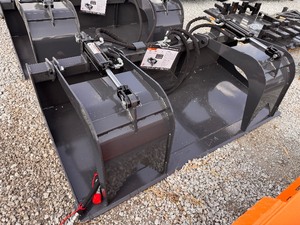 lot 112 image: GB-11-72W Grapple Bucket