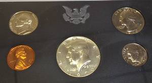 lot 31 image: 1970 Proof Set, San Francisco Mint (S), includes nice silver coins.