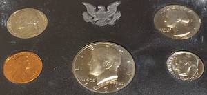lot 37 image: 1971 Proof Set, San Francisco Mint (S) Nice Coin Set