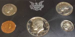 lot 38 image: 1971 Proof Set from the San Francisco Mint (S)  Nice coin set