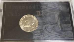 1976 Eisenhower Dollar with Moon Landing Display – Very Nice! Collectible.
