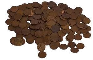 lot 55 image: One bag with 200 wheat pennies. The years and mint marks are different.