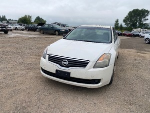 lot 16 image: 2009 Nissan Altima