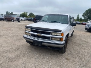 lot 17 image: 1998 Chevrolet Silverado 1500