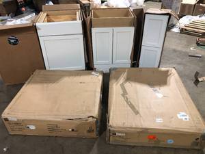 lot 38 image: Lot of Assorted  Kitchen Cabinets Various Models and Conditions Customer Returns See Pictures
