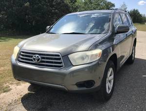 lot 2 image: 2009 Toyota Highlander 4X4