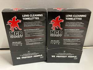 lot 144 image: Lens Cleaning Towelettes