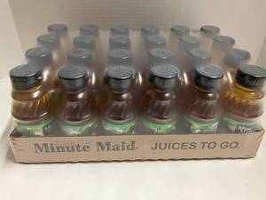 lot 131 image: Minute Maid Apple Juice