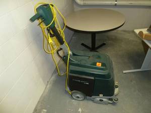 lot 123 image: Nobles Commercial Carpet Scrubber