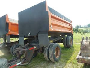 lot 3 image: 1996 J- Craft Pup Trailer