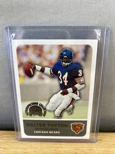 lot 462 image: Walter Payton Chicago Bears Fleer 2000 Retrospection Collection NFL Card