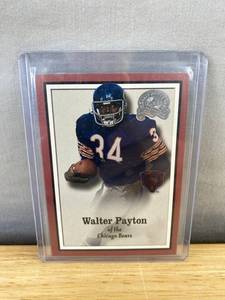 lot 477 image: Walter Payton Chicago Bears Greats Of The Game 2000 Fleer NFL Football Card