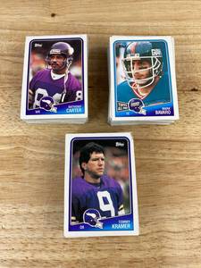 lot 514 image: 1988 Topps NFL Football Card Lot - 148 Cards Including Stars J