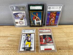 lot 526 image: Graded Sports Trading Card Lot Baseball, Football & Hockey (5 Cards) J
