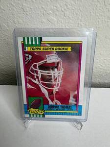 lot 611 image: Derrick Thomas 1990 Topps Super Rookie Card NFL Football Kansas City Chiefs M