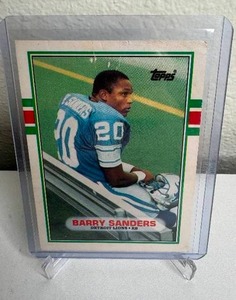 lot 11C image: Barry Sanders 1989 Topps Football Card NFL Football Detroit Lions RB M