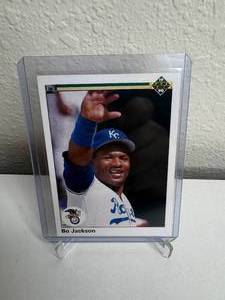 lot 613 image: 1990 Upper Deck Bo Jackson All-Star MLB Baseball Card #75 M