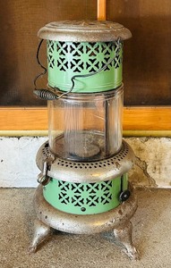 lot 66 image: Vintage Metal Kerosene Heater Stove