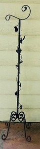 lot 67 image: Decorate Metal Shepherds Hook