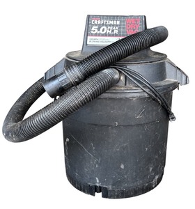 lot 58 image: G - Craftsman 5.0 HP 16 Gallon Wet Dry Vac Model 113.177001