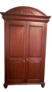 lot 97 image: B2 - Large Wooden Armoire with Shelves and Drawers, Ornate Crown Detail