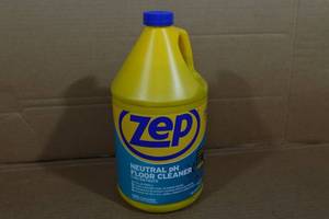 lot 72 image: 1 Gallon Zep Neutral pH Floor Cleaner
