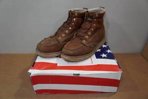 lot 18 image: Thorogood Mens 6 Moc Toe Work Boots - Size 10.5
