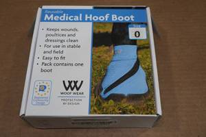 lot 38 image: Woof Wear Reusable Medical Hoof Boot - Size 0