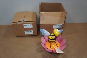 lot 48 image: 2 Regal Art Metal Bee Garden Statues
